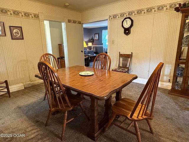 105 N Morgan Street, Diamond, MO 64840