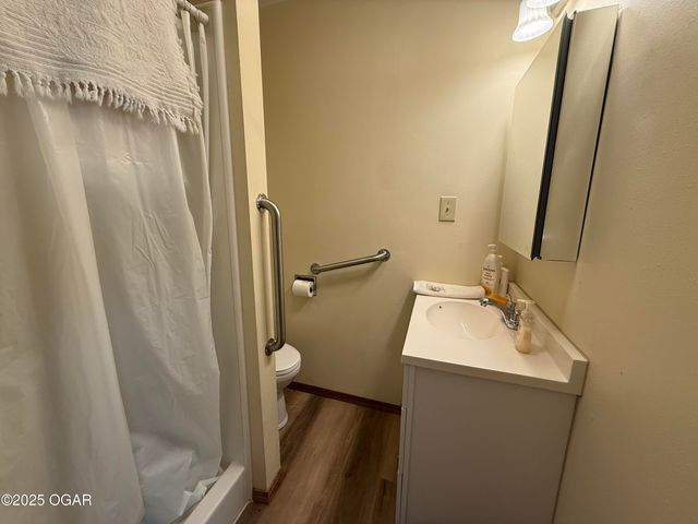 105 N Morgan Street, Diamond, MO 64840