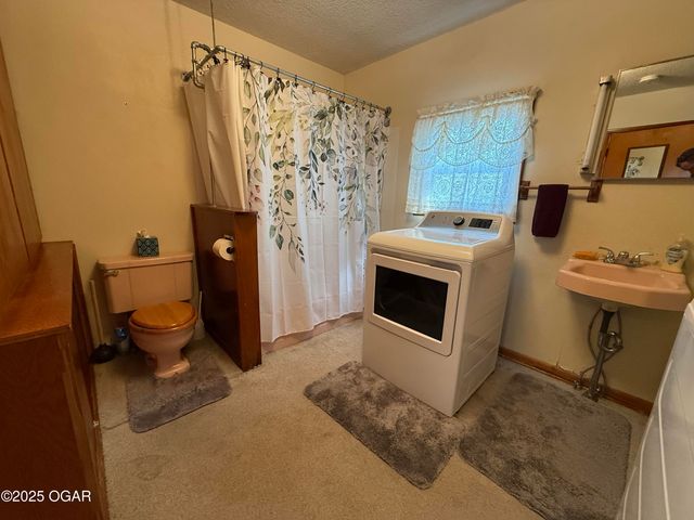 105 N Morgan Street, Diamond, MO 64840