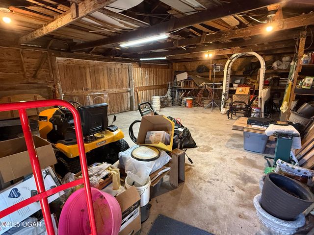 105 N Morgan Street, Diamond, MO 64840