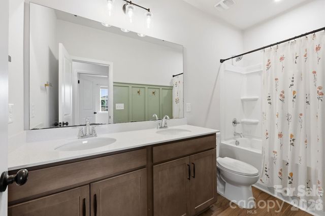 1103 Grays Mill Road, Charlotte, NC 28215