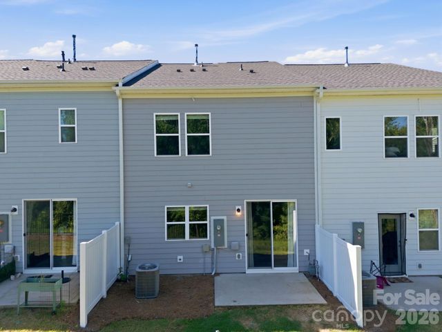 1103 Grays Mill Road, Charlotte, NC 28215