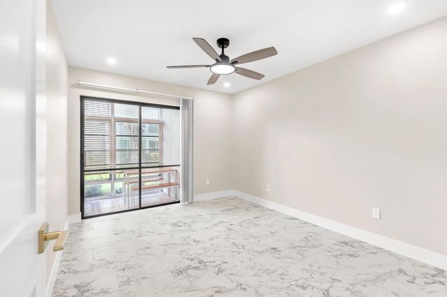 2929 SE Ocean Boulevard E4, Stuart, FL 34996