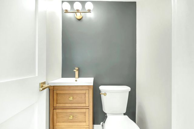 2929 SE Ocean Boulevard E4, Stuart, FL 34996