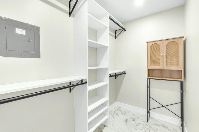 2929 SE Ocean Boulevard E4, Stuart, FL 34996