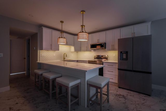 2929 SE Ocean Boulevard E4, Stuart, FL 34996