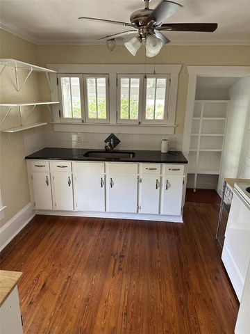 205 E VOORHIS AVENUE, Deland, FL 32724