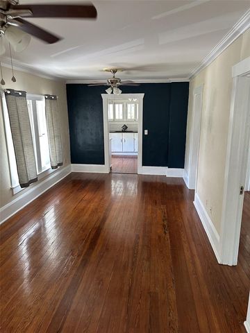 205 E VOORHIS AVENUE, Deland, FL 32724