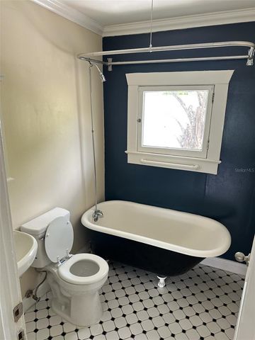 205 E VOORHIS AVENUE, Deland, FL 32724