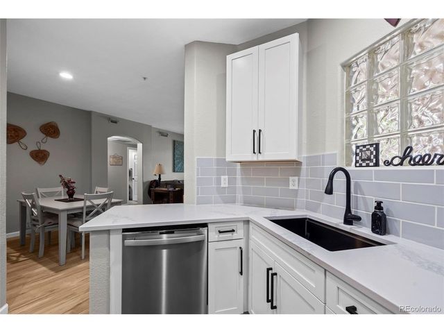 1631 W Canal Cir 817, Littleton, CO 80120