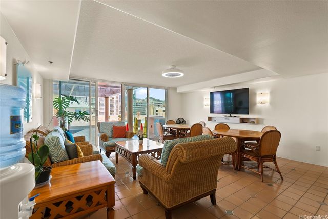 801 S King Street 1903, Honolulu, HI 96813