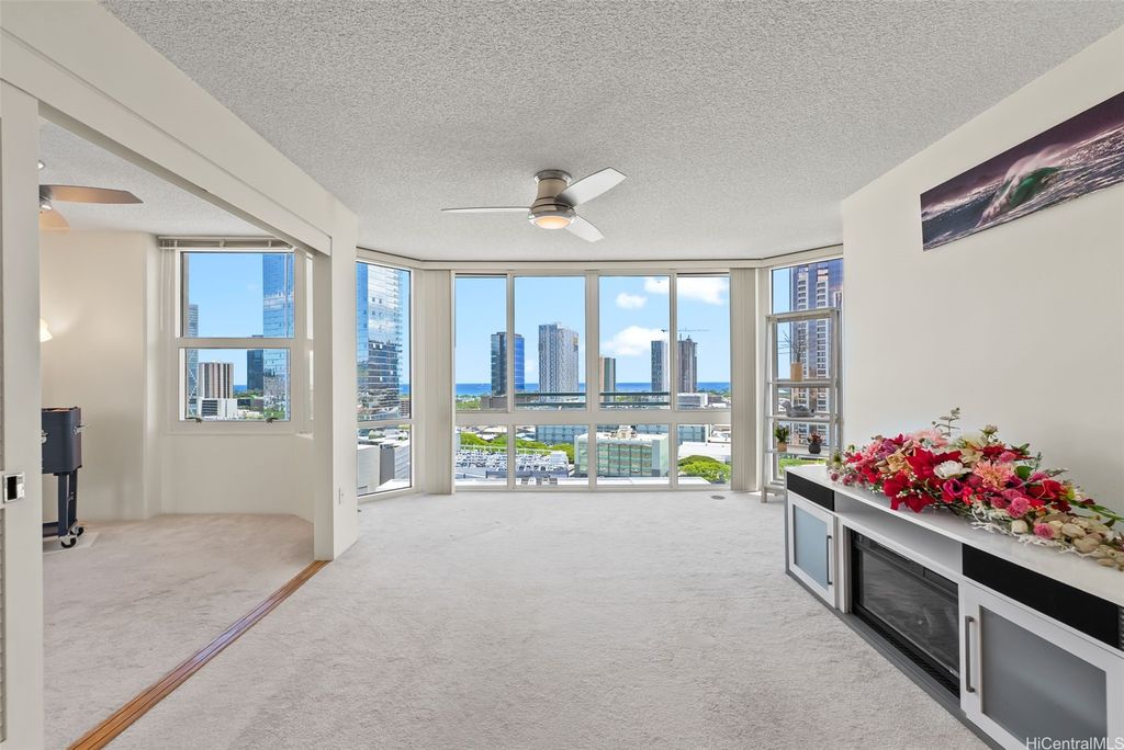 801 S King Street 1903, Honolulu, HI 96813