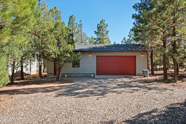 5124 STRAWBERRY Lane, Happy Jack, AZ 86024