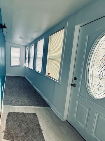 11725 S Morgan Street, Chicago, IL 60643