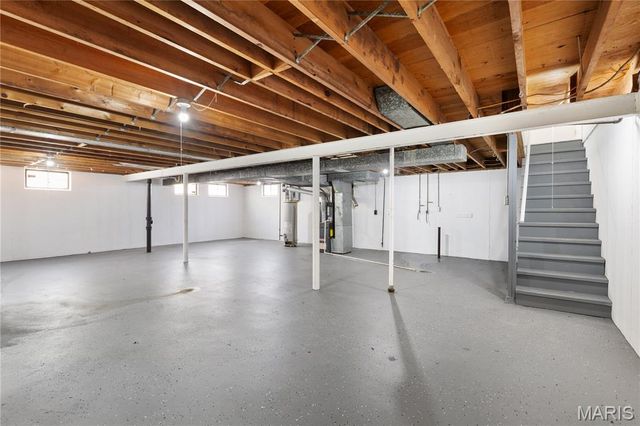 2267 Heritage Drive, St Louis, MO 63136