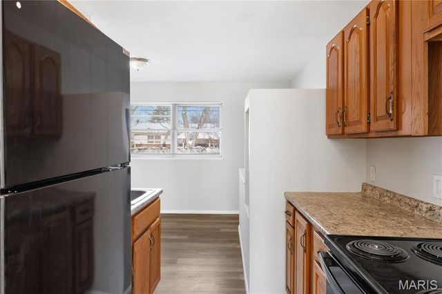 2267 Heritage Drive, St Louis, MO 63136