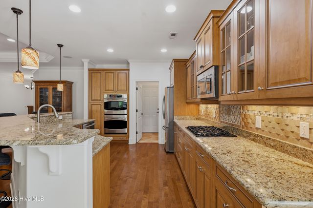 2279 Oak Pine Court NE, Leland, NC 28451