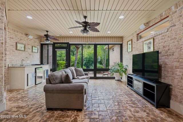 2279 Oak Pine Court NE, Leland, NC 28451