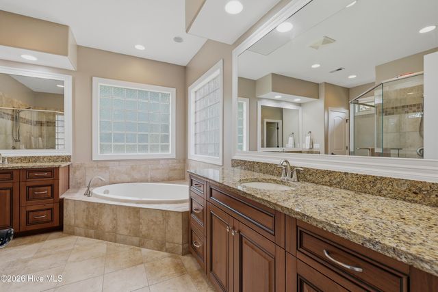 2279 Oak Pine Court NE, Leland, NC 28451
