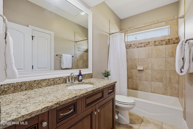 2279 Oak Pine Court NE, Leland, NC 28451