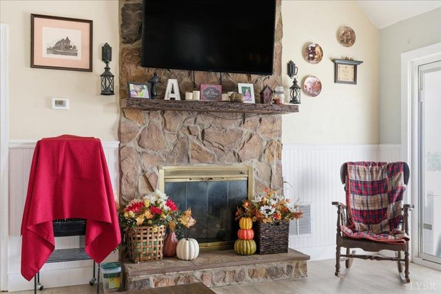 1618 Quaker Church Road, Bedford, VA 24523