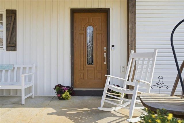 1618 Quaker Church Road, Bedford, VA 24523