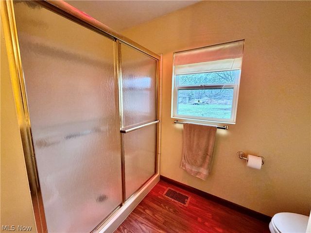 6739 Wilson Sharpsville Road, Fowler, OH 44418