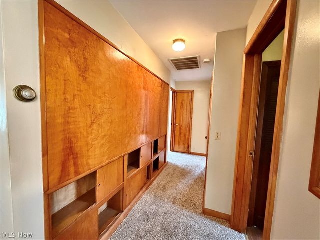 6739 Wilson Sharpsville Road, Fowler, OH 44418