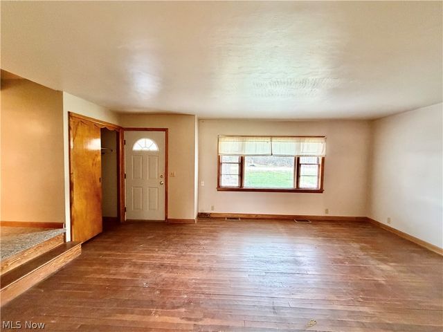 6739 Wilson Sharpsville Road, Fowler, OH 44418