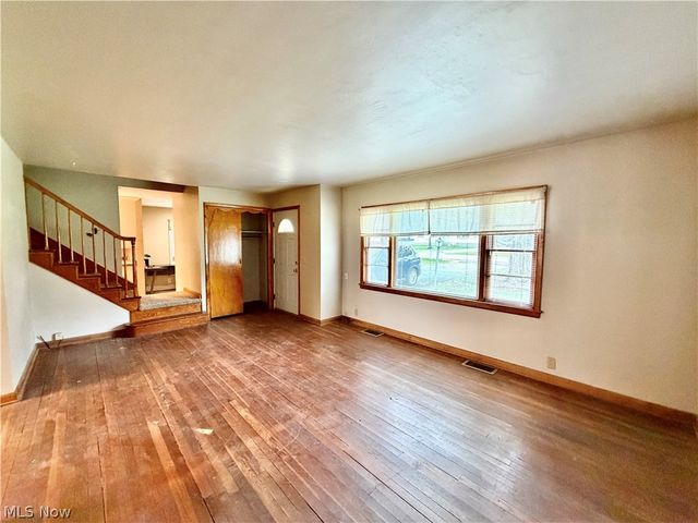 6739 Wilson Sharpsville Road, Fowler, OH 44418