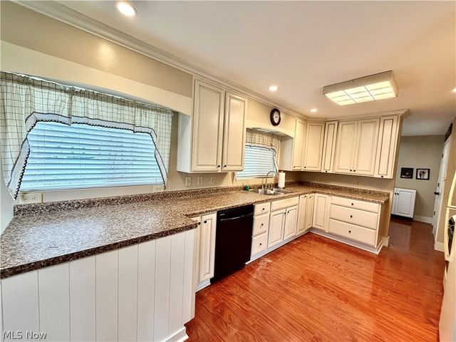 6739 Wilson Sharpsville Road, Fowler, OH 44418