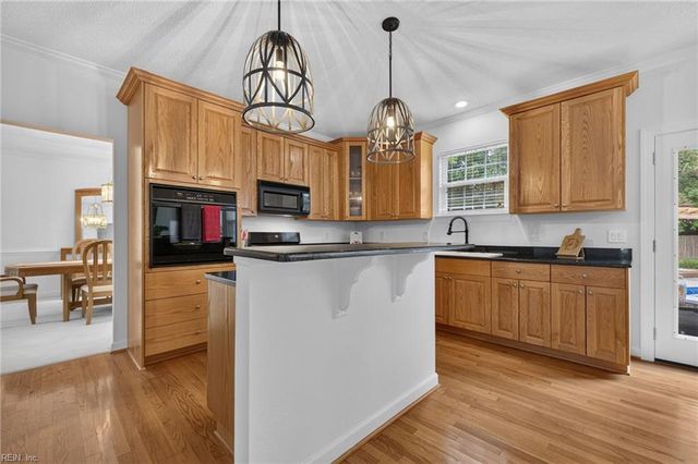1732 Live Oak TRL, Virginia Beach, VA 23456