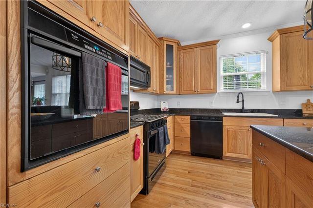 1732 Live Oak TRL, Virginia Beach, VA 23456
