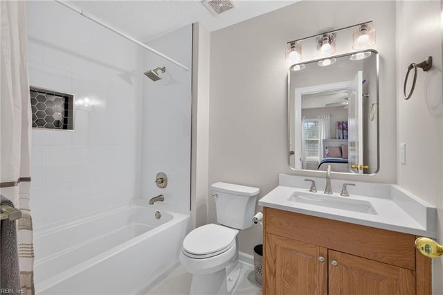 1732 Live Oak TRL, Virginia Beach, VA 23456