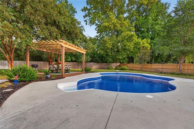1732 Live Oak TRL, Virginia Beach, VA 23456