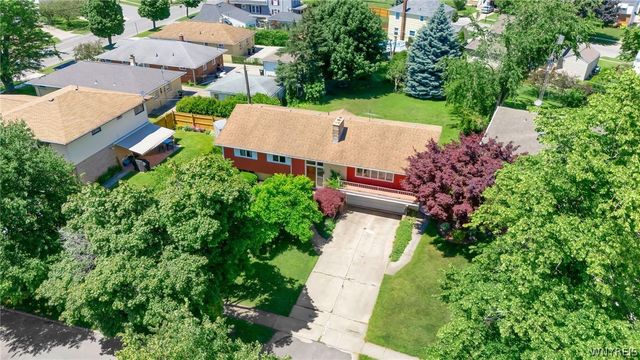 16 Meadow Lane, Tonawanda, NY 14223