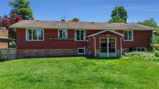 16 Meadow Lane, Tonawanda, NY 14223