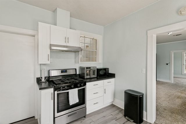 3332 Avenue I, Fort Worth, TX 76105