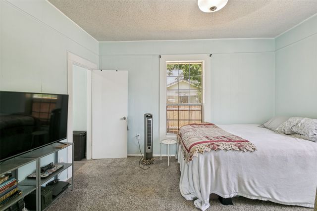 3332 Avenue I, Fort Worth, TX 76105
