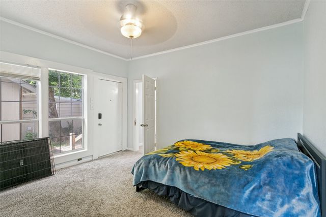 3332 Avenue I, Fort Worth, TX 76105