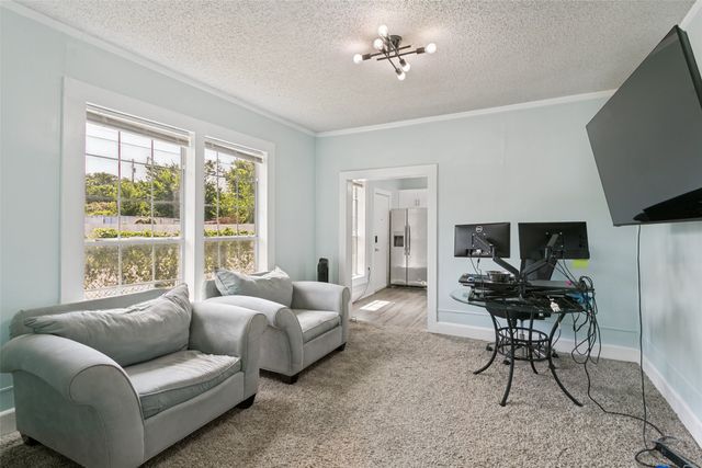 3332 Avenue I, Fort Worth, TX 76105