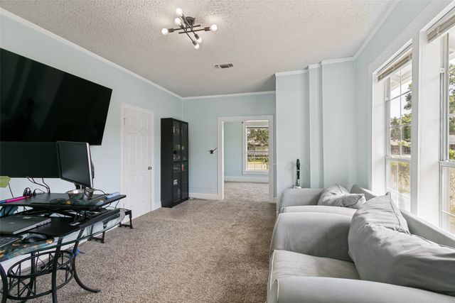 3332 Avenue I, Fort Worth, TX 76105