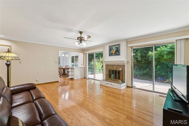 44 Forestvale Drive, Chesterfield, MO 63017