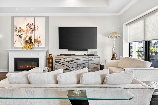 105 WIMBLEDON COURT, Redington Shores, FL 33708