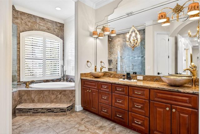 105 WIMBLEDON COURT, Redington Shores, FL 33708