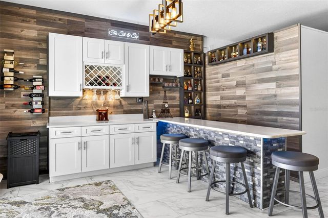 105 WIMBLEDON COURT, Redington Shores, FL 33708