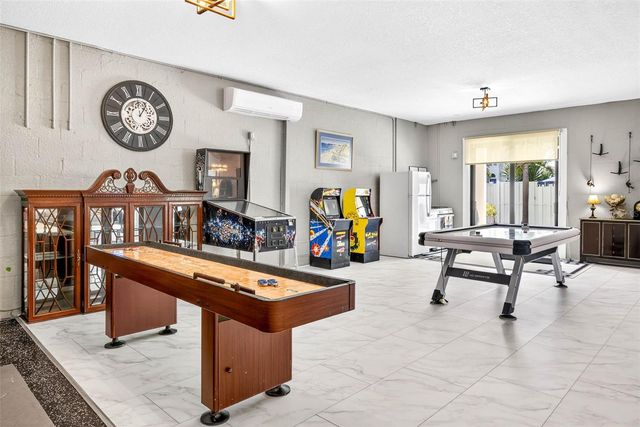 105 WIMBLEDON COURT, Redington Shores, FL 33708