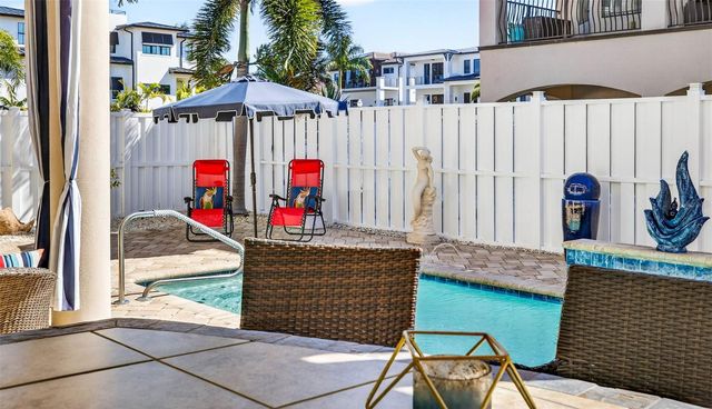 105 WIMBLEDON COURT, Redington Shores, FL 33708