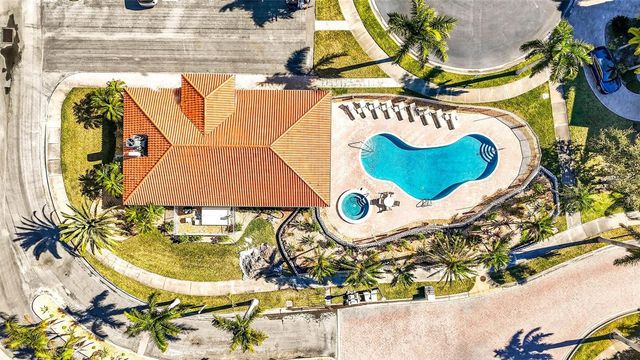 105 WIMBLEDON COURT, Redington Shores, FL 33708