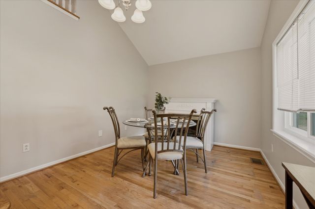 214 Cullum Ave, Dickson, TN 37055